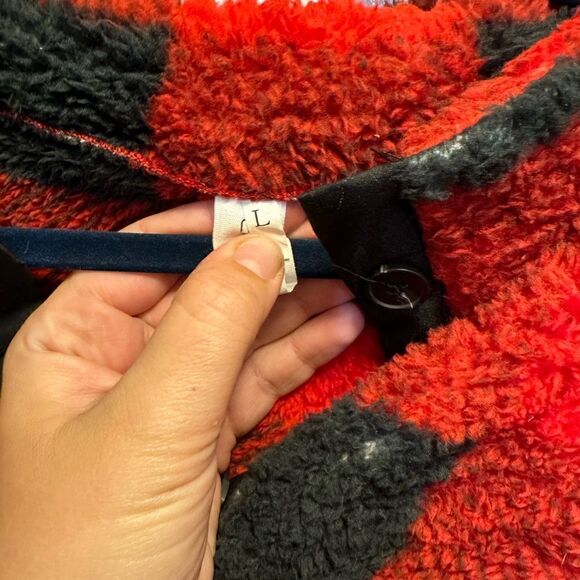 NWOT Black & Red Buffalo Plaid Fuzzy Pull over - Picture 2 of 3